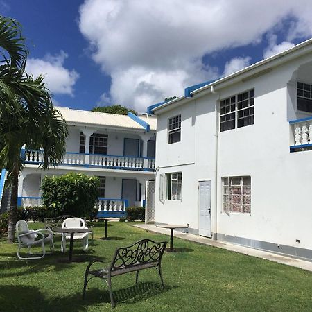 Skyblue Beach Apartments Saint Vincent Exterior photo